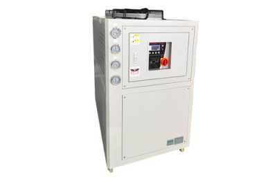 Air cooled chiller
